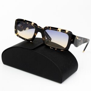 NEW Prada PR27ZS 16O50E Black Tortoise Gradient Yellow Square Unisex Sunglasses